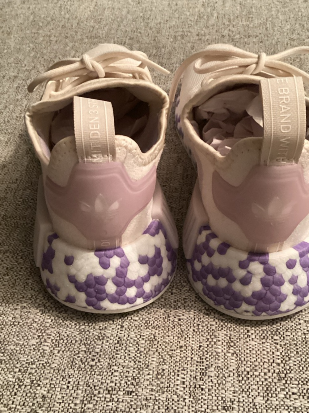adidas Lace-Up Sneakers with Purple Outsole Detail 📦 - Picture 5 of 9